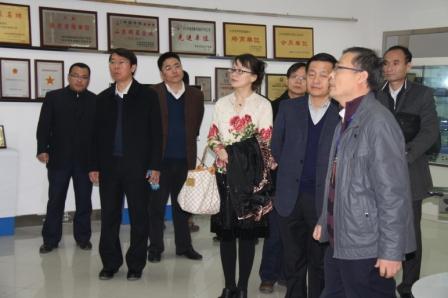 省政协常委、省科技厅副厅长徐茂波及省政协科技界委员莅临神戎参观指导工作